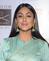 Mrunal Thakur