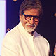 Amitabh Bachchan receiving the Lokmat Maanbindu Award from President Pratibha Patil