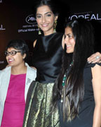 Sonam Kapoor and Namrata Soni