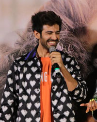 Kartik Aaryan, Sara Ali Khan and Mukesh Chhabra