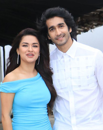 Avneet Kaur and Shantanu Maheshwari