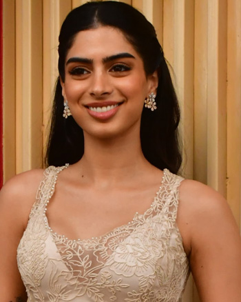 Khushi Kapoor