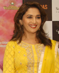 Juhi Chawla nad Madhuri Dixit