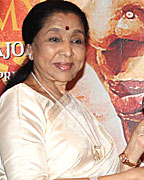 Asha Bhosle and Sachin Tendulkar