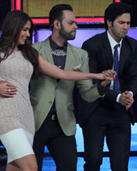 Nargis Fakhri, Varun Dhawan and Ileana D'Cruz on the sets of India's Got Talent to promote their upcoming film Main Tera Hero in Mumbai