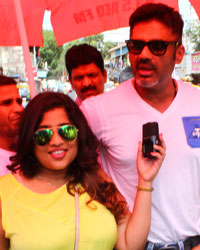 RJ Malishka and Sunil Shetty