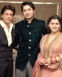 Shahrukh Khan, Vicky Shoor and Manali Jagtap