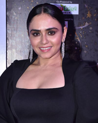 Amruta Khanvilkar