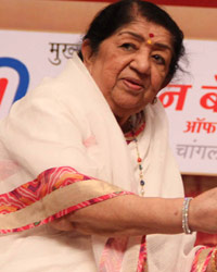 Lata Mangeshkar and Mohan Bhagwat