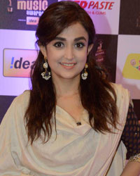 Monali Thakur