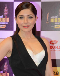 Kanika Kapoor