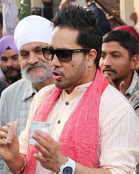 Mika Singh