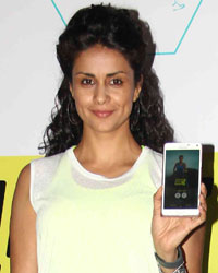 Gul Panag and Gourav Jaswal, director, MobieFit Technologies Pvt. Ltd.