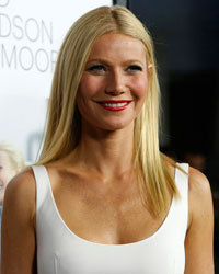 Cast member Gwyneth Paltrow poses at the premiere of 'Thanks for Sharing' in Los Angeles, California