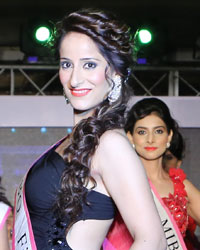 Mrs India Beauty Queen 2014