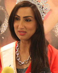 Mrs India Beauty Queen Press Meet