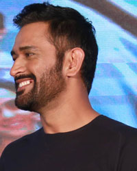 Gaurav Kapur and Mahendra Singh Dhoni