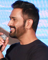 Gaurav Kapur, Sushant Singh Rajput and Mahendra Singh Dhoni