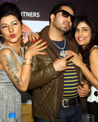 Hard Kaur, Mika Singh and Shibani Kashyap