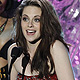 Kristen Stewart accepts the best actress award at the 2011 MTV Movie Awards