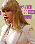 Singer Taylor Swift arrives for the 2012 MTV Video Music Awards in Los Angeles