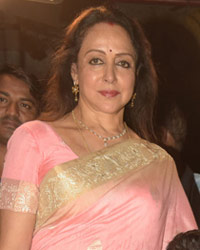 Hema Malini, Utkarsh Sharma and Dharmendra