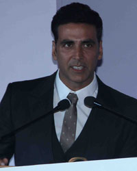 Akshay Kumar and Helen