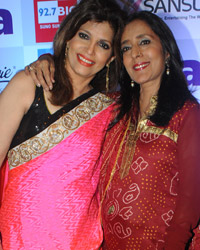 Bina Aziz with Medha Jalota