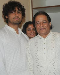 Sonu Nigam, Anup Jalota, Wajid Ali and Saurabh Daftary