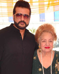 Rajkumar Kohli, actor Armaan Kohli and Nishi Kohli