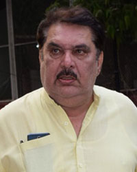 Raza Murad