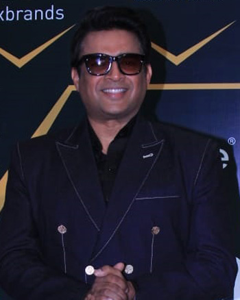 R Madhavan