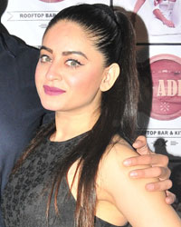 Jay Bhanushali and Mahhi Vij