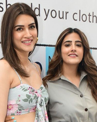 Kriti Sanon and Nupur Sanon