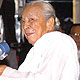 Zohra Sehgal receives Padma Vibhushan from President Pratibha Patil