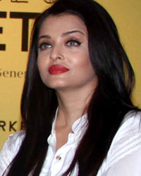 Neerja Birla, Author Dr Zirak Marker with and Aishwarya Rai Bachchan