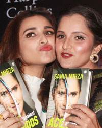 Parineeti Chopra and Sania Mirza