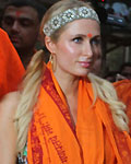 'Paris Hilton' at Siddhivinayak temple