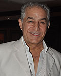 Dilip Tahil