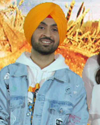 Diljit Dosanjh, Anushka Sharma, Mehrene Kaur Pirzada and Suraj Sharma