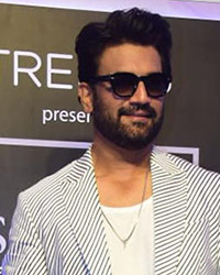 Sharad Kelkar