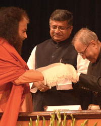 Pranab Mukherjee Receives Encyclopedia of Hinduism