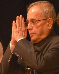 Pranab Mukherjee Receives Encyclopedia of Hinduism