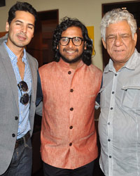 Dino Morea, Painter Prateek Sharma and Om Puri