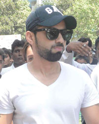 Pratyusha Banerjee Funeral