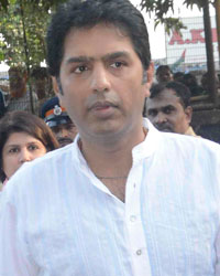 Pratyusha Banerjee Funeral