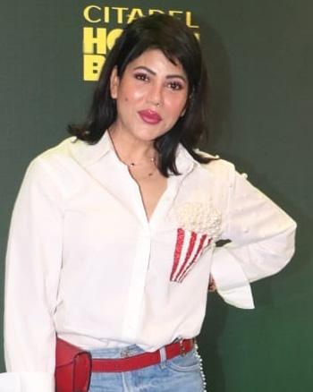 Warda Khan S Nadiadwala