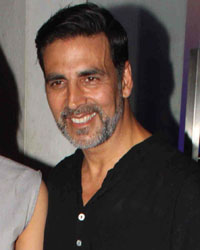 Athiya Shetty and Akshay Kumar