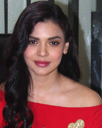 Sara Loren