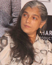 Ratna Pathak, Rajat Kapoor and Rishi Kapoor